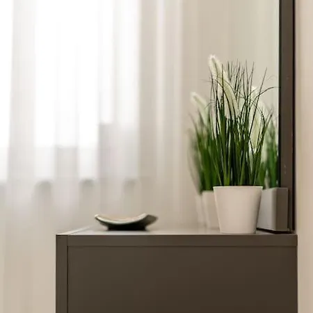 Bright And Modern 2 Bedroom Penthouse Apartment Is-Swieqi